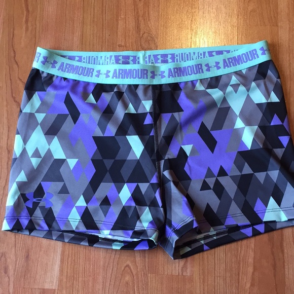 girls under armour compression shorts